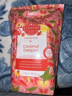 Scentsy Coconut Daiquiri Soak - Pink, Green, Yellow